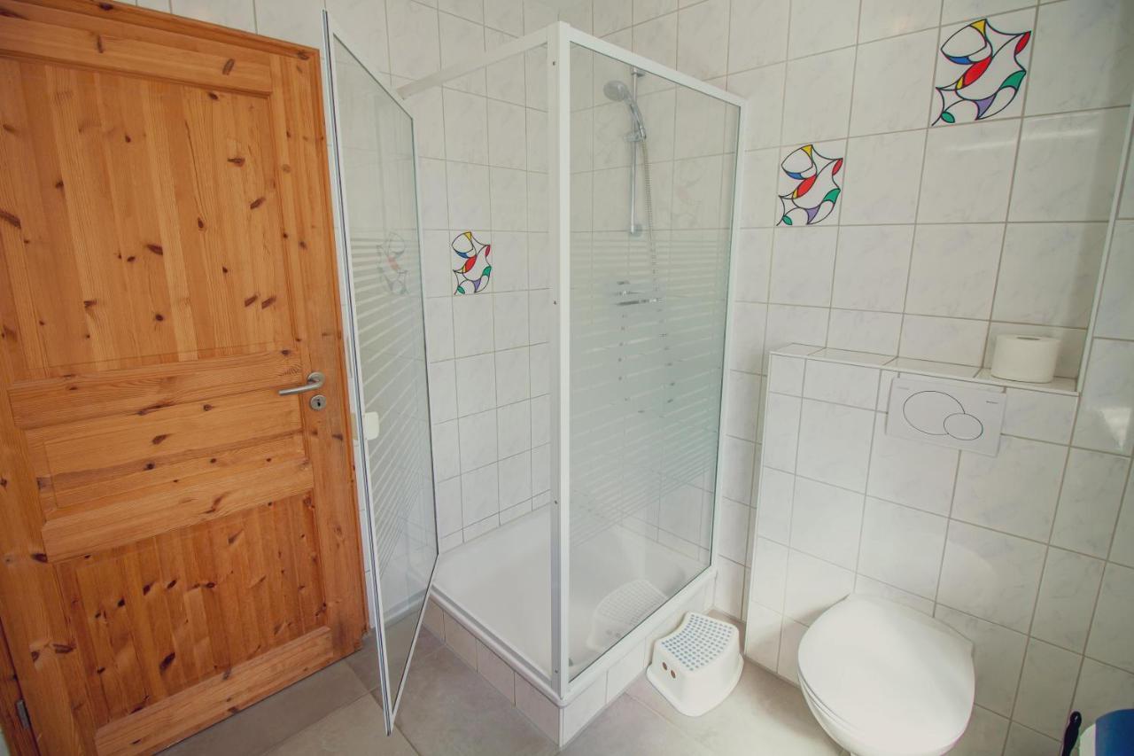Haus Leuchtturm - Ebbe Lägenhet Krummhörn Exteriör bild